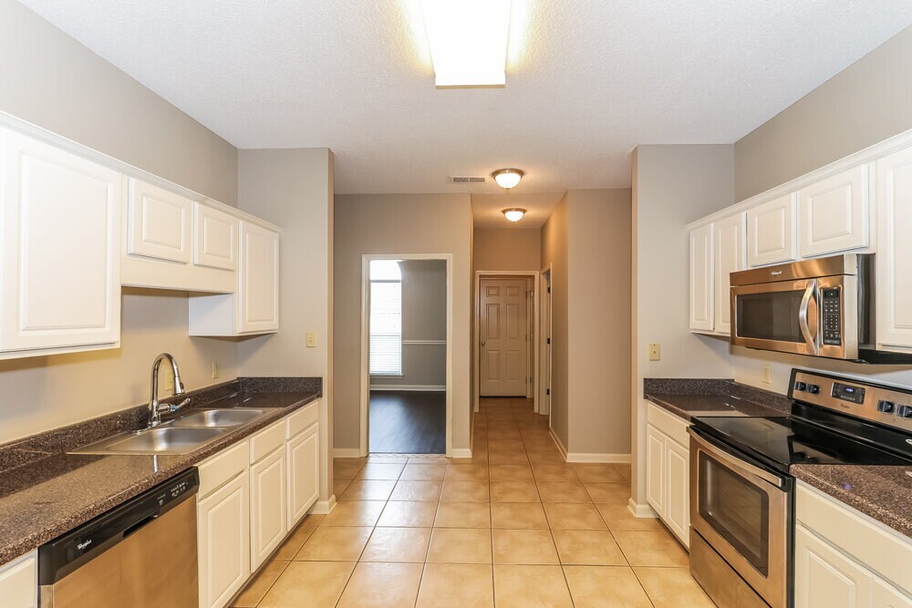 Building Photo - 7743 Shadow Hills Dr