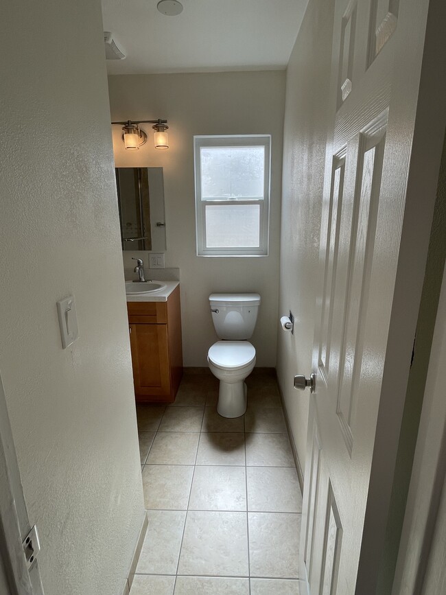 bathroom - 1056 Elm Ave