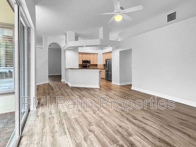 Building Photo - 10293 Allamanda Blvd