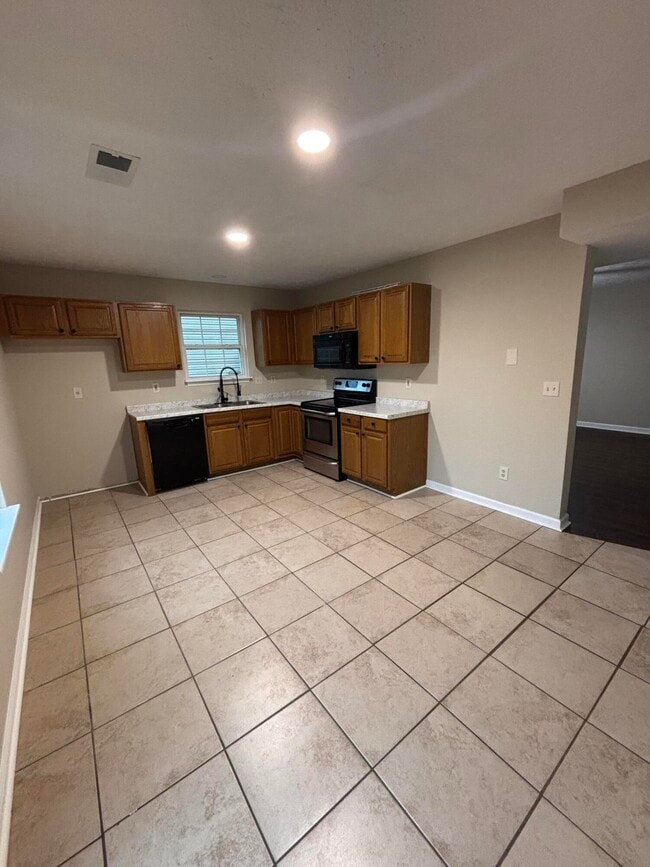 Building Photo - 2708 Hayden Park Ln