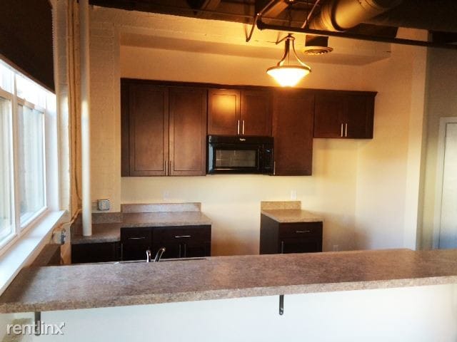 Building Photo - 2 br, 1 bath Apartment - 159 W Pearl St 202