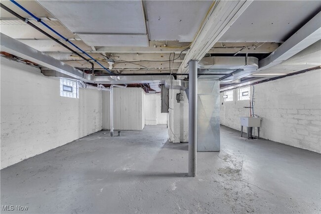 Building Photo - 4318 W 50th St