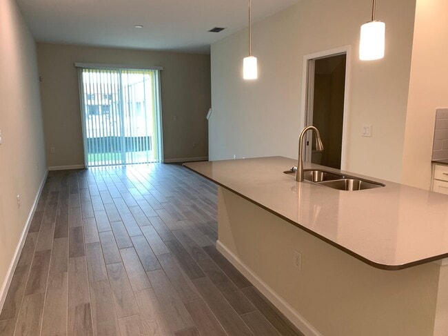 Building Photo - 9890 Red Eagle Dr