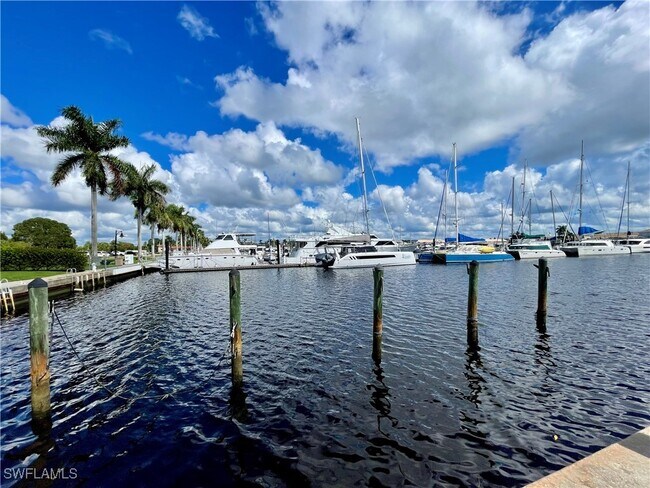 Building Photo - 317 Sunrise Cay