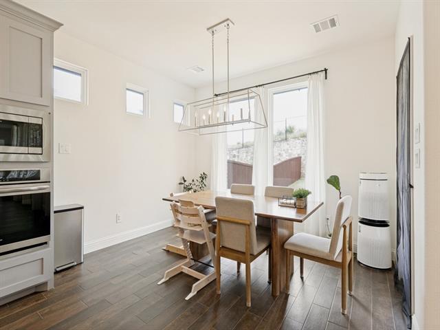Building Photo - 7117 Talon Dr