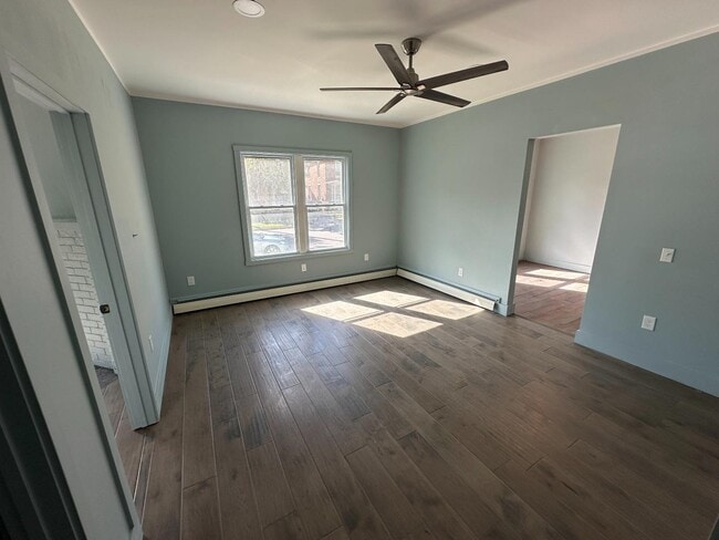 Building Photo - 420 Emmet St