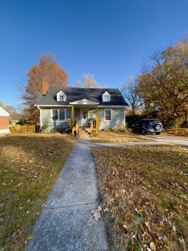 Primary Photo - 1218 W 25th St S