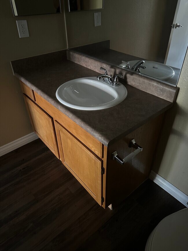 Building Photo - 7255 W Sunset Rd