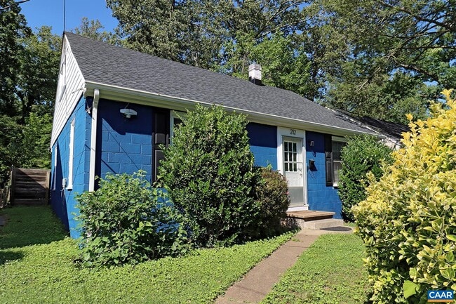 Primary Photo - 212 Shamrock Rd