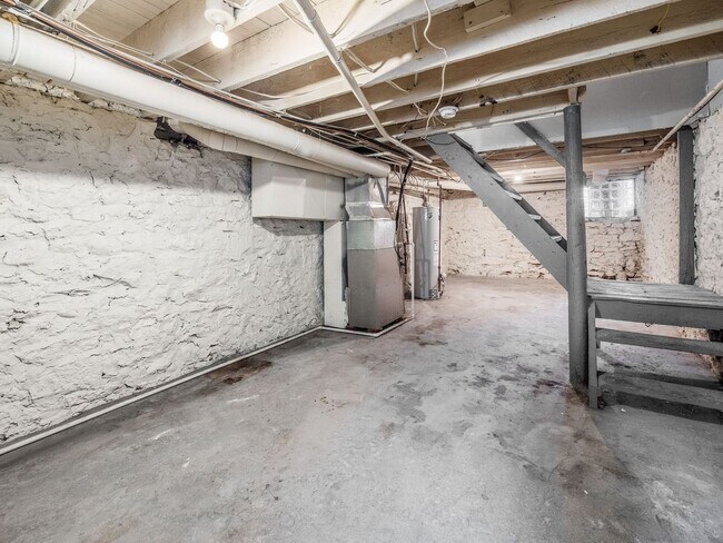 Building Photo - 1246 S Washington Ave