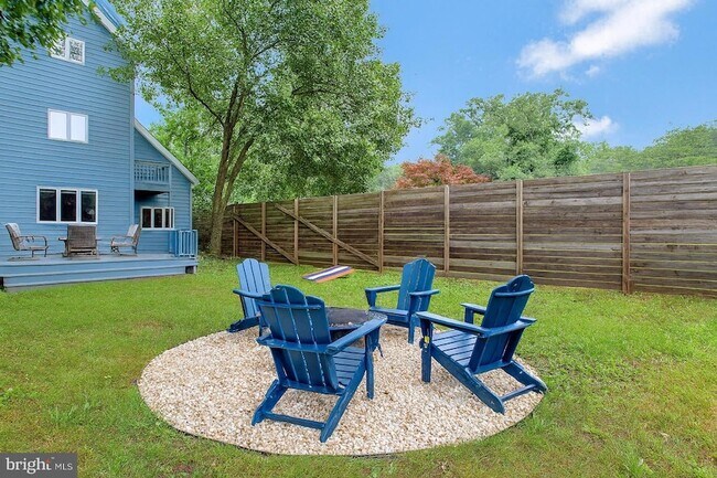 Building Photo - 920 Old Annapolis Neck Rd