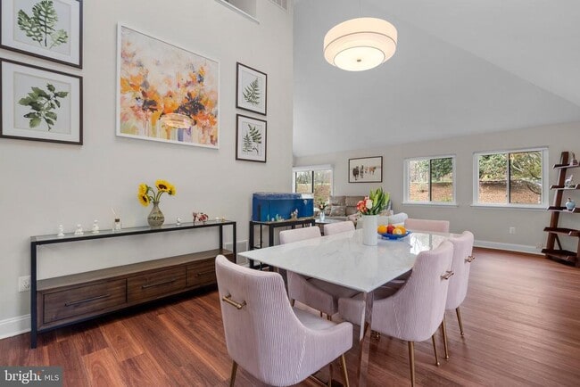 Building Photo - 11310 Harborside Cluster