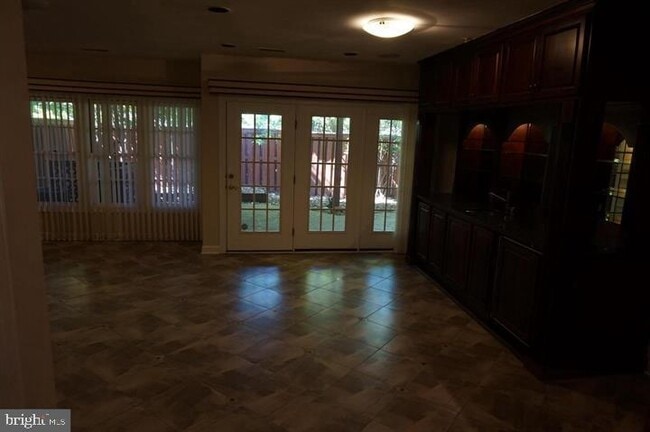 Building Photo - 8036 Kidwell Town Ct
