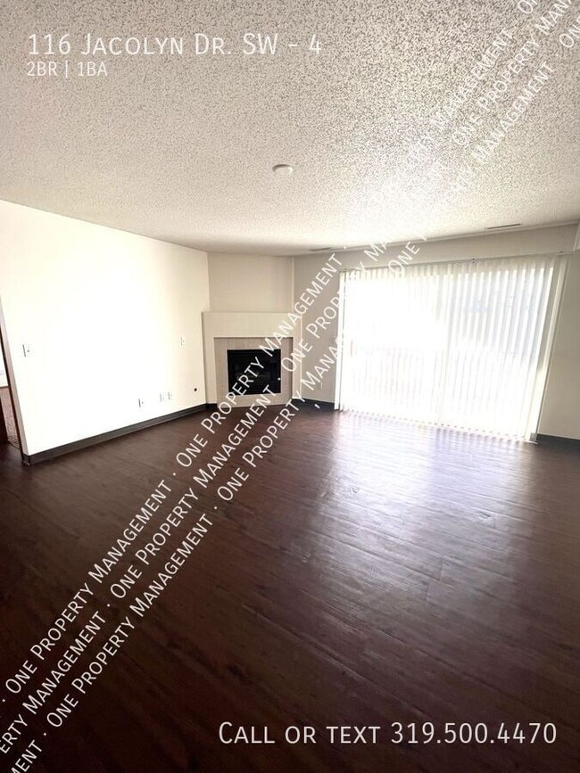 Building Photo - 116 Jacolyn Dr SW