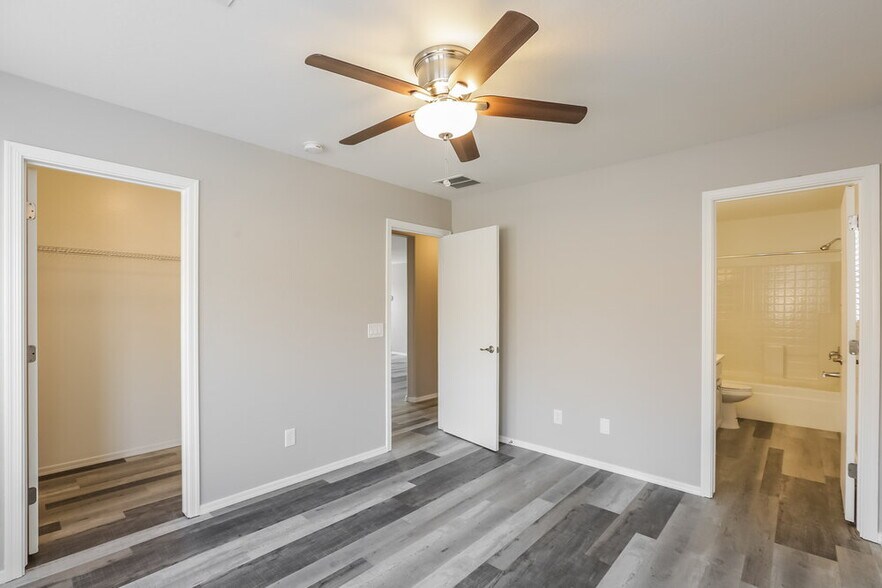 Building Photo - 22518 W Cocopah St