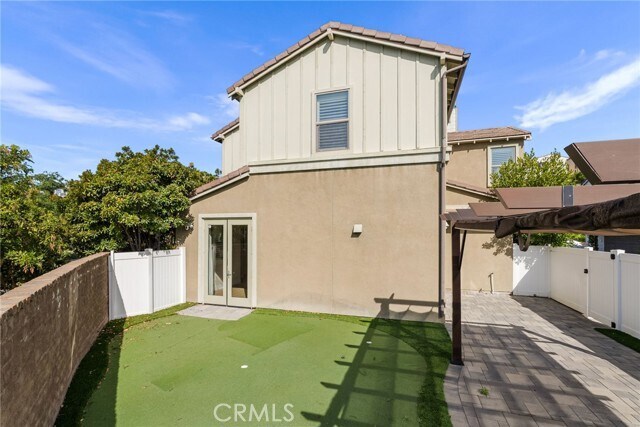 Building Photo - 102 Marisol St