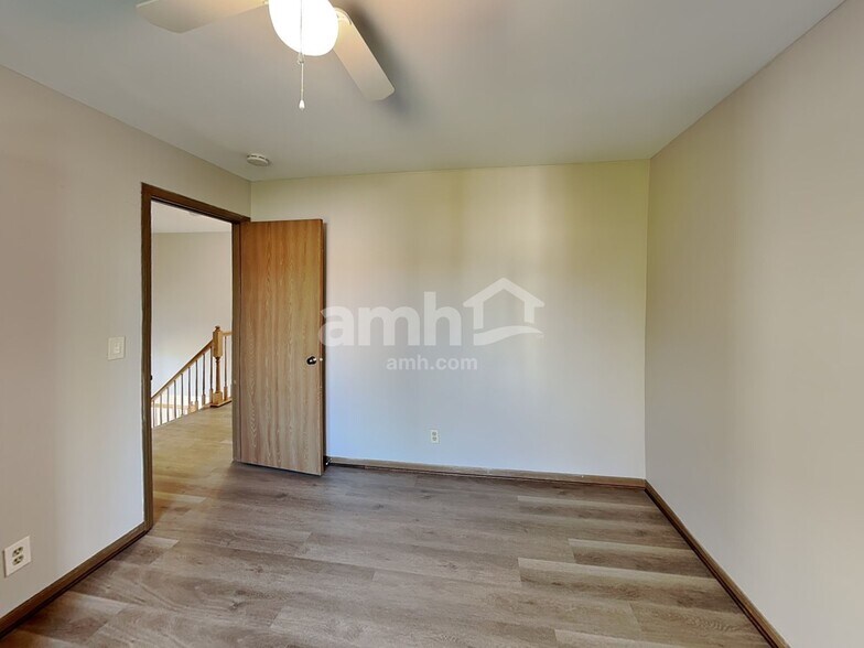 Building Photo - 22206 W Ocala Ct