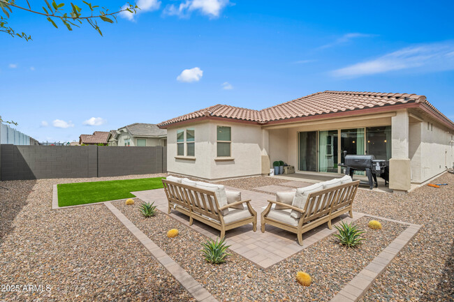 Building Photo - 3505 W Verde River Rd