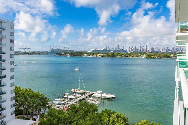 Building Photo - 1000 West Ave