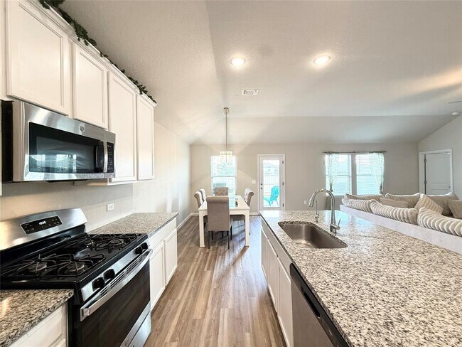 Building Photo - 142 Periwinkle Ln