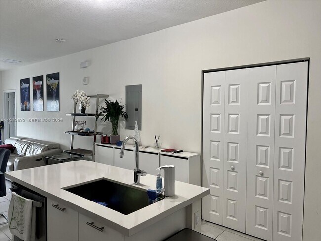 Building Photo - 8301 NW 41st St