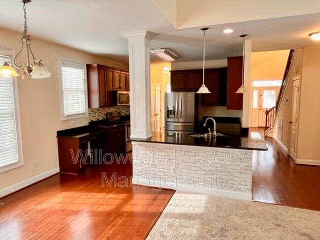 Building Photo - 121 Orianna Dr