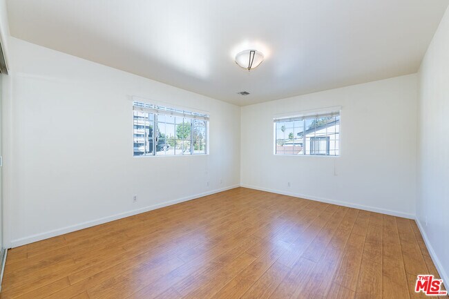 Building Photo - 5426 Colfax Ave