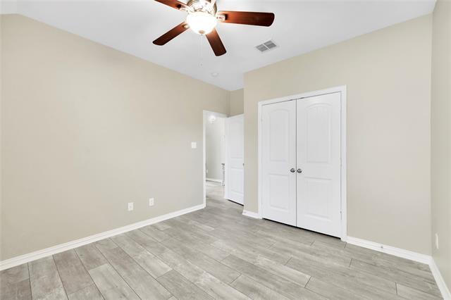 Building Photo - 16601 Lincoln Park Ln