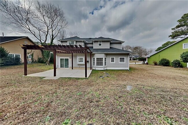 Building Photo - 2940 Trotters Pointe Dr