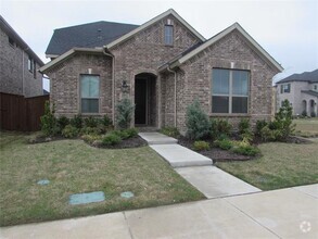 Building Photo - 2801 Chester Dr