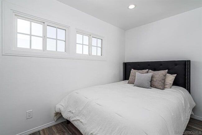 Building Photo - 4263 1/2 33rd Street