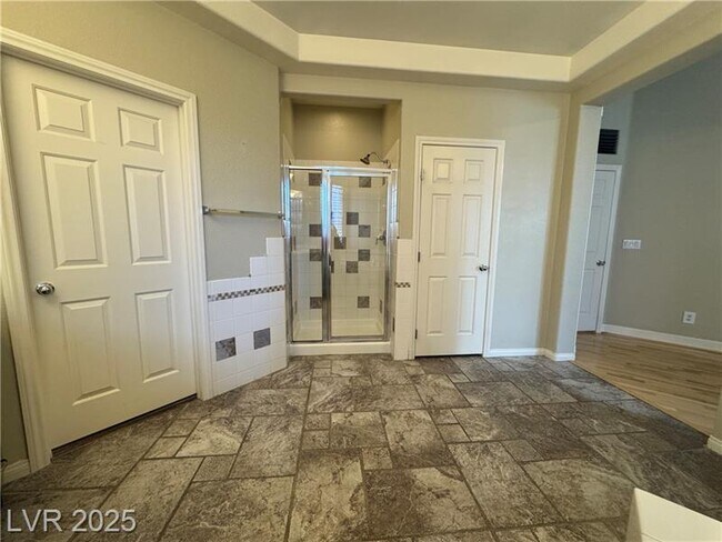 Building Photo - 11270 Tenza Ct