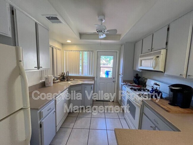 Building Photo - 82135 Bergman Dr