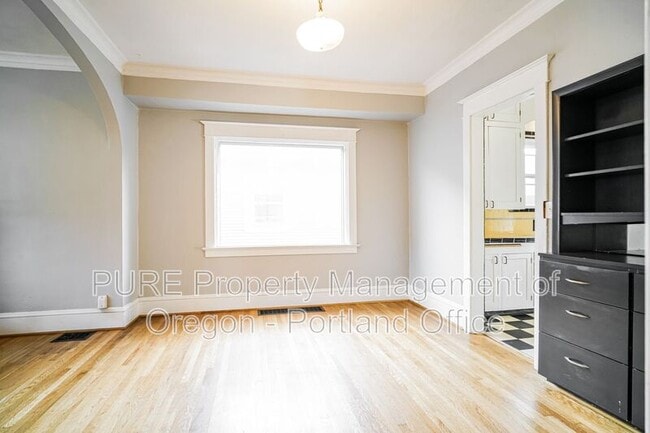 Building Photo - 1331 SE 49th Ave