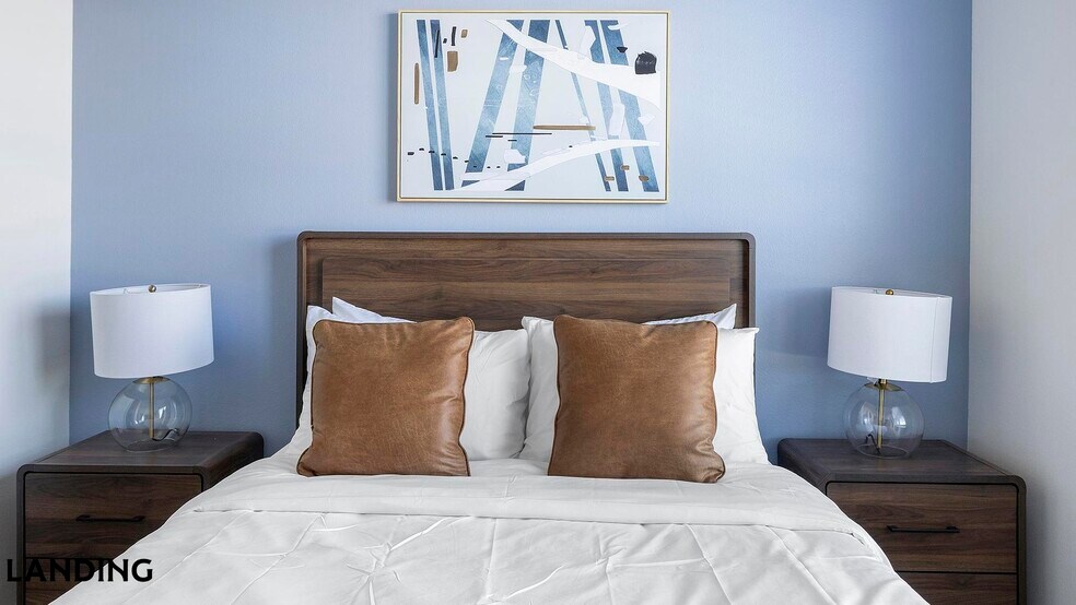 Building Photo - 1345 E 15th St