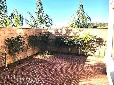 Building Photo - 123 Stallion