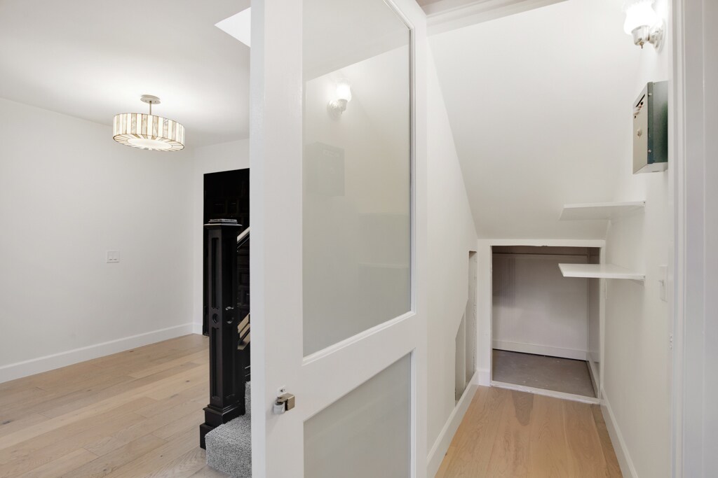 Building Photo - 23450 Park Hermosa