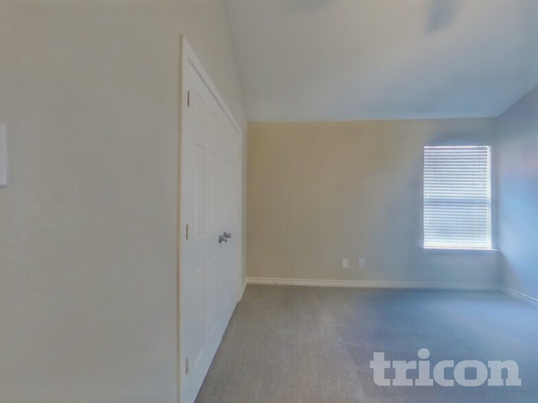 Building Photo - 1116 Monticello Dr