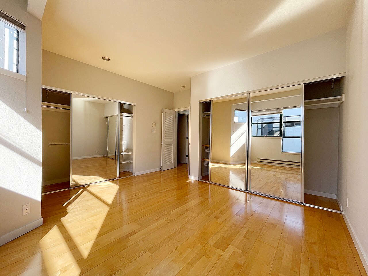 Building Photo - 1425 Vallejo St