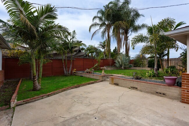Building Photo - Traditional Home in Allied Gardens