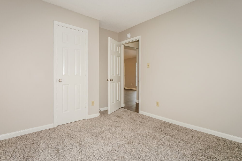 Building Photo - 3840 Clarion Dr