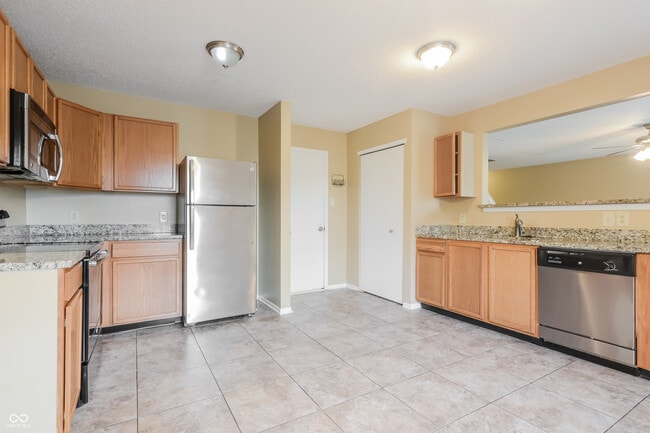 Building Photo - 944 Shenandoah Way