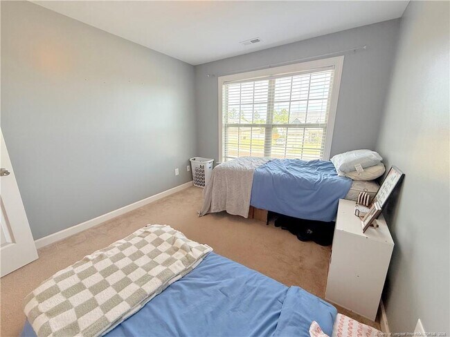 Building Photo - 418 Century Dr