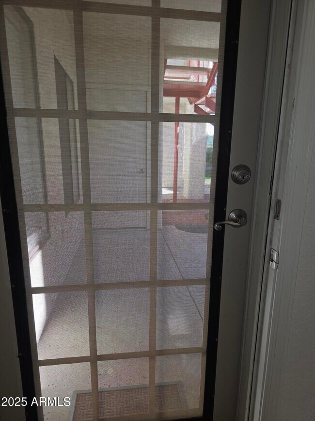 Building Photo - 750 E Northern Ave