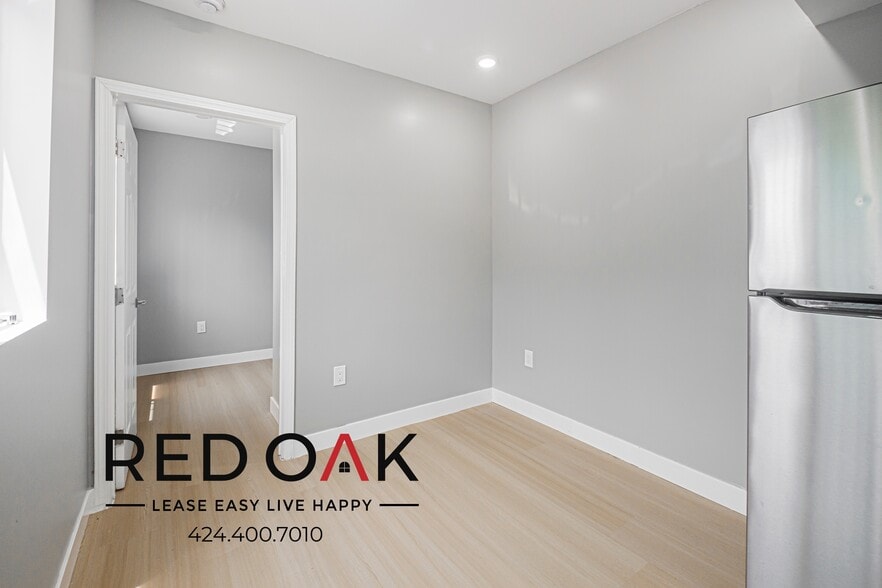 Building Photo - 340 W 87th St