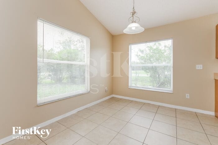 Building Photo - 1175 St Tropez Ct