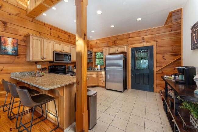 Building Photo - 191 Scenic Wolf Dr