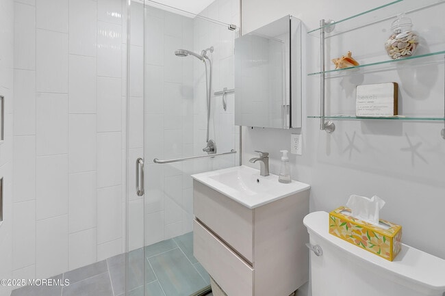 Building Photo - 5 Ocean Ave N