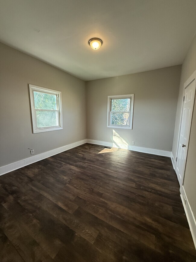 Building Photo - 2223 28th St N