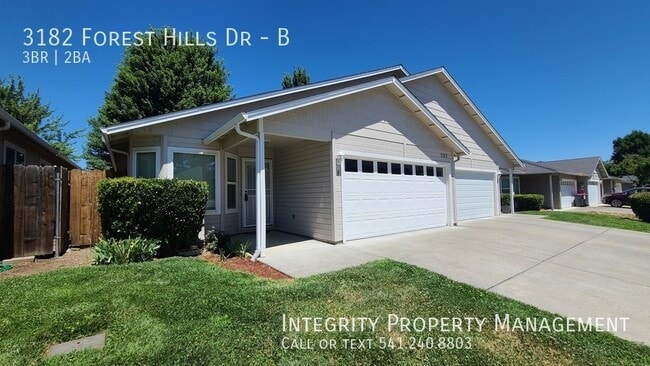 Primary Photo - 3182 Forest Hills Dr